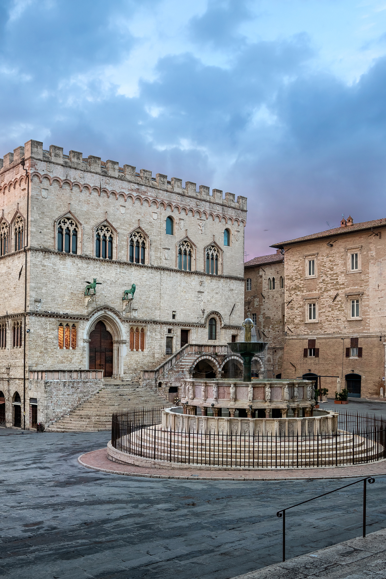 Perugia, Piazza IV Novembre