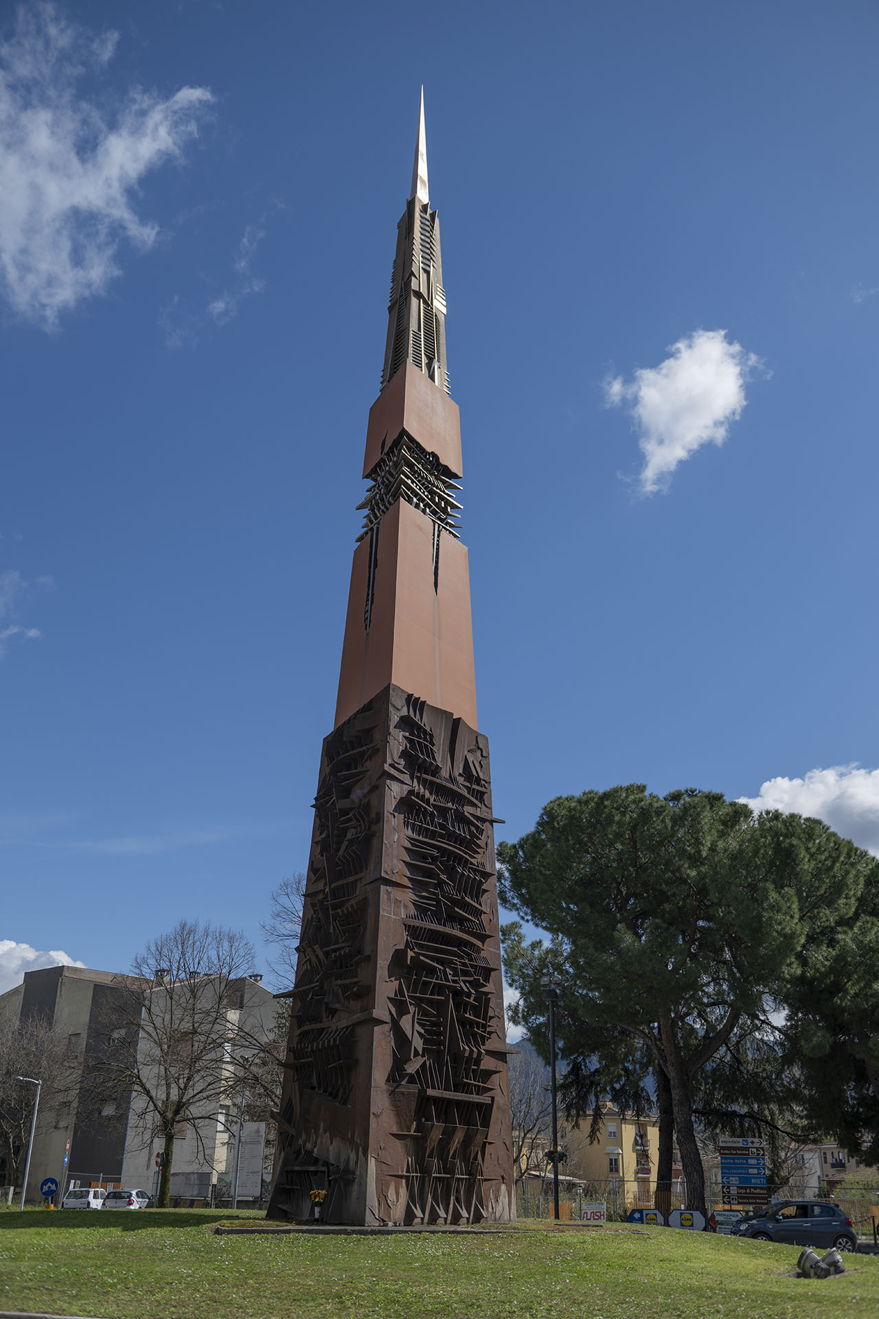 Terni, Obelisco di Pomodoro